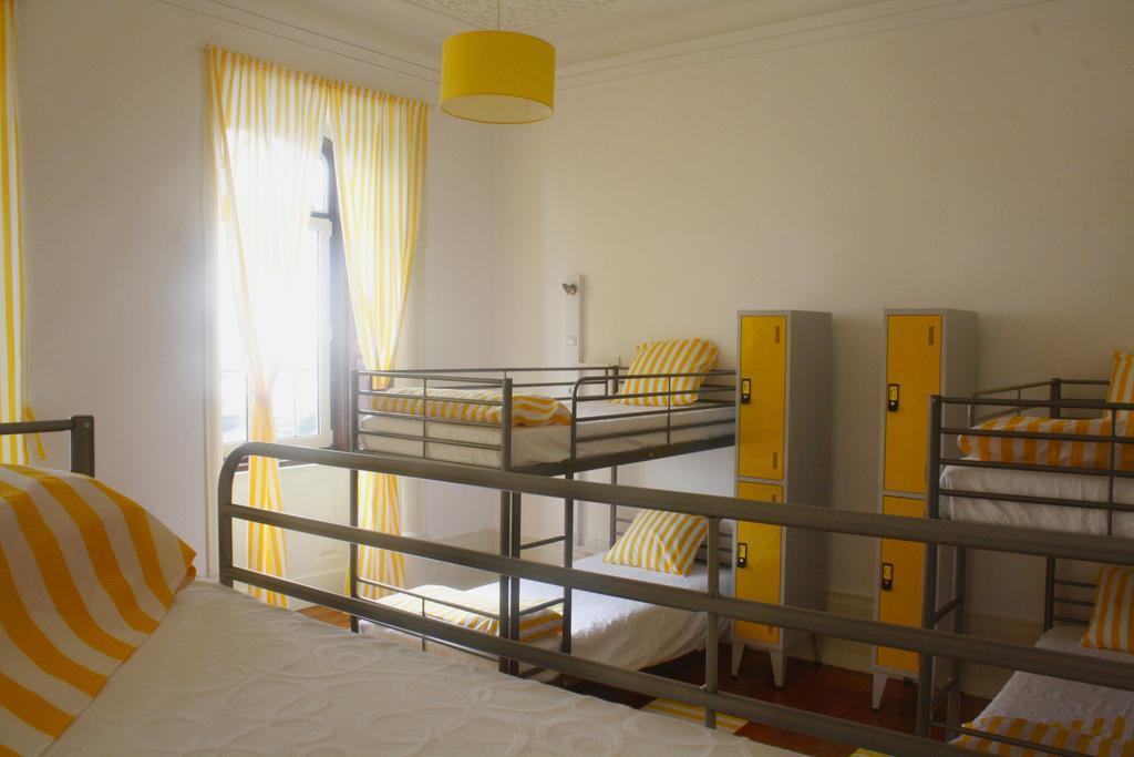 Hostel 402 Figueira da Foz Værelse billede