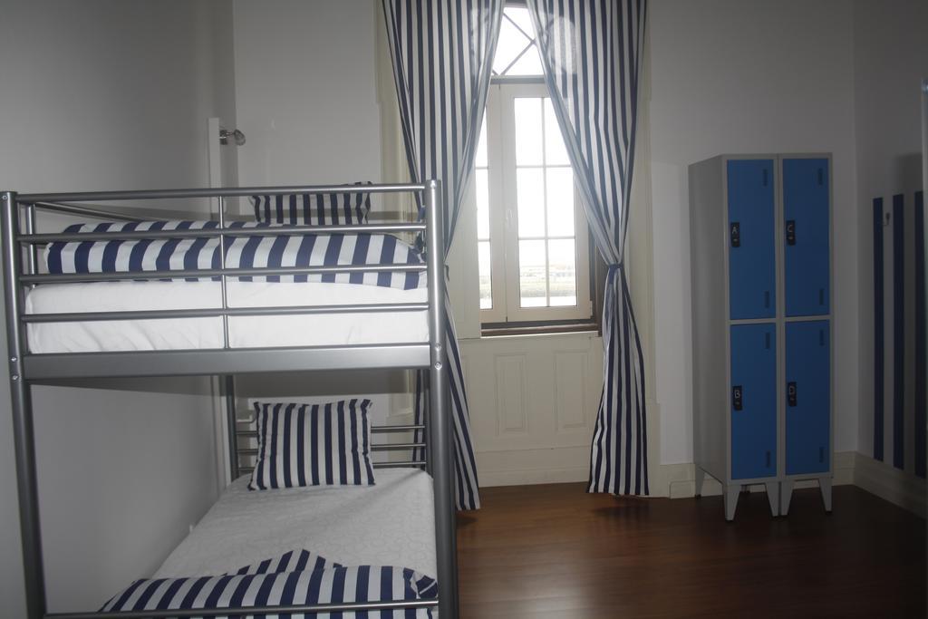 Hostel 402 Figueira da Foz Værelse billede
